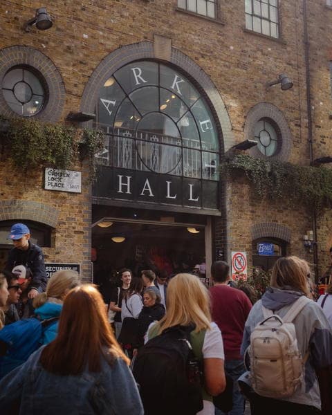 Camden in autumn. Crisp air, cosy cafés and the...