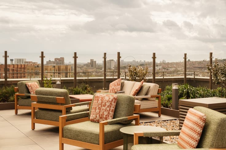 Image W O L. L C A. The Draper. E C H 26